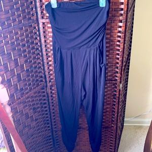 Sleeveless Jumper size L Fashion Nova with pockets